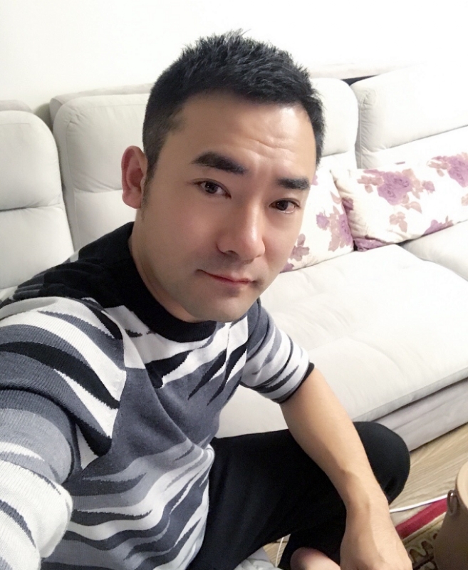 随风的第一张照片--长春相亲服务中心