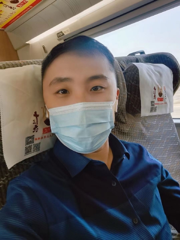 孤独的小屁猪的第二张照片--长春相亲服务中心