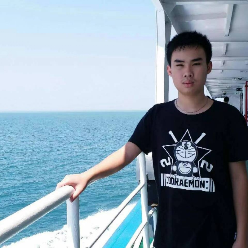 小绅士的第三张照片--长春相亲服务中心