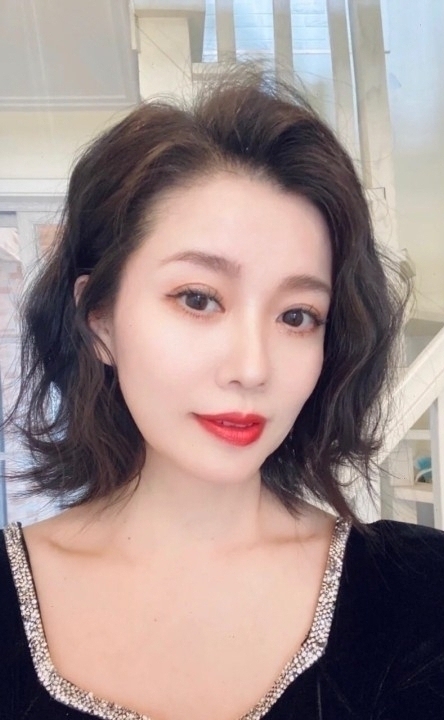 束負的第一张照片--长春相亲服务中心