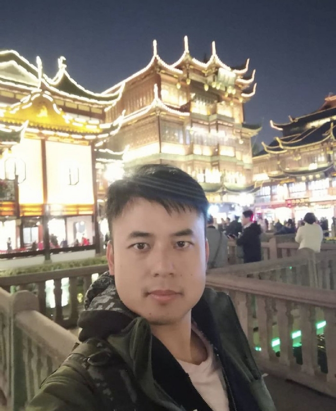 何先生he的第一张照片--长春相亲服务中心