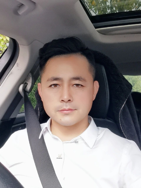 阿华大人的第二张照片--长春相亲服务中心