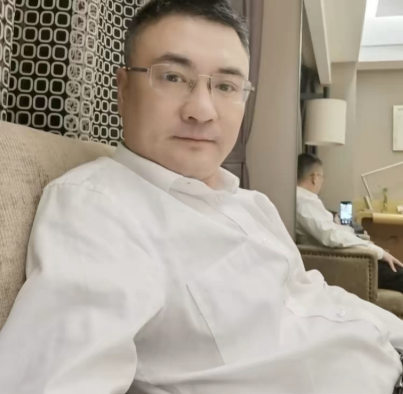 追逐的第二张照片--长春相亲服务中心