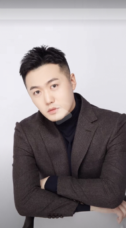 杨天枭的第三张照片--长春相亲服务中心