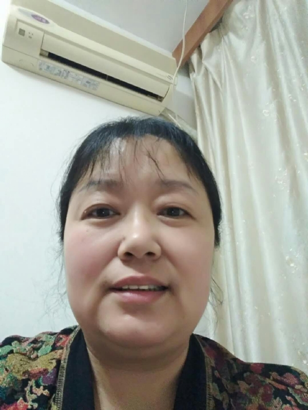 雨中漫步的第一张照片--长春相亲服务中心