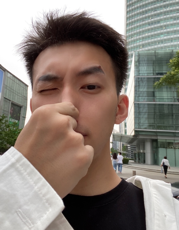 绝世大冤种的第四张照片--长春相亲服务中心