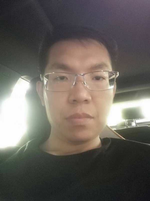 小黑包的第一张照片--长春相亲服务中心