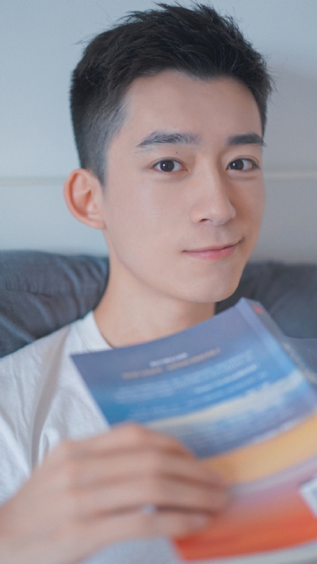 顾飞的第四张照片--长春相亲服务中心