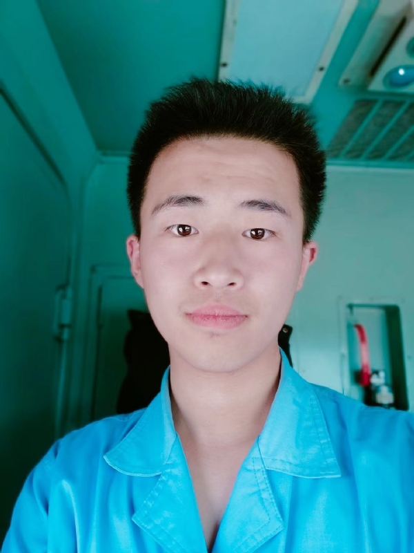 生而为人的第二张照片--长春相亲服务中心