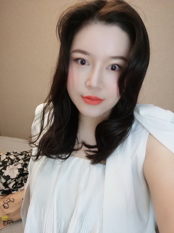 璐璐的第一张照片--长春相亲服务中心