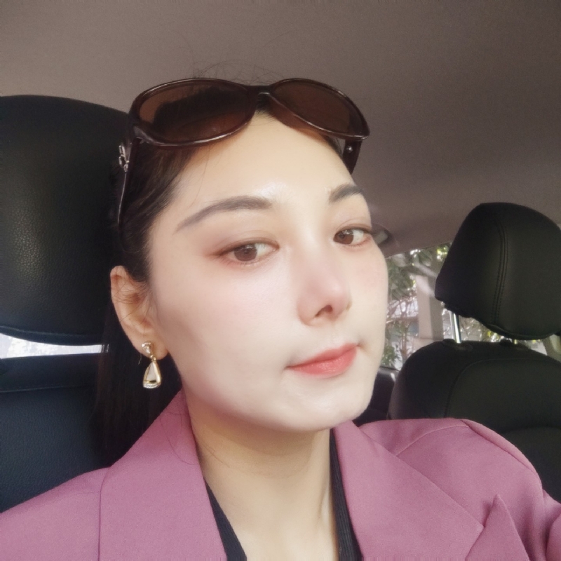 金秋的第二张照片--长春相亲服务中心