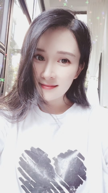 晨曦的第二张照片--长春相亲服务中心