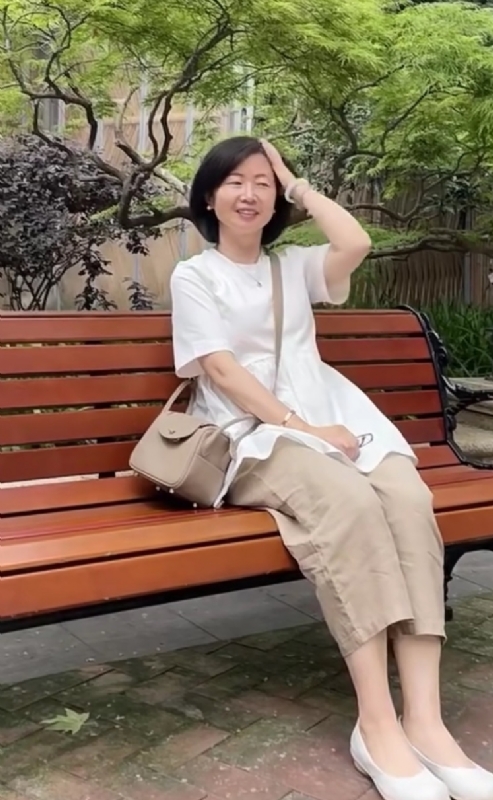 千年老母猪的第五张照片--长春相亲服务中心