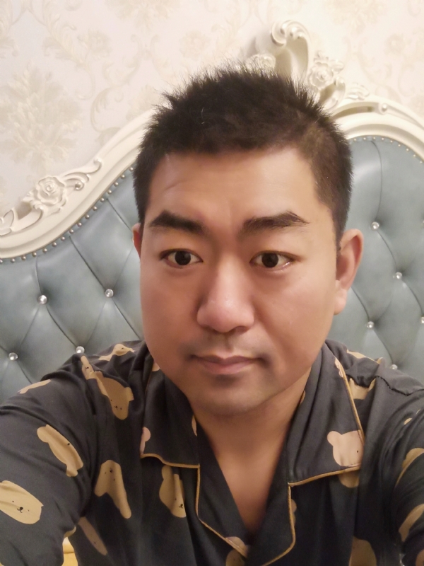 曾经的第一张照片--长春相亲服务中心