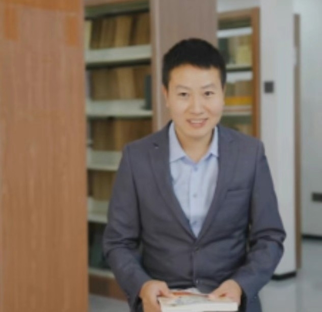 罗梓焜的第二张照片--长春相亲服务中心