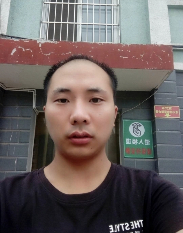 亮亮的第一张照片--长春相亲服务中心