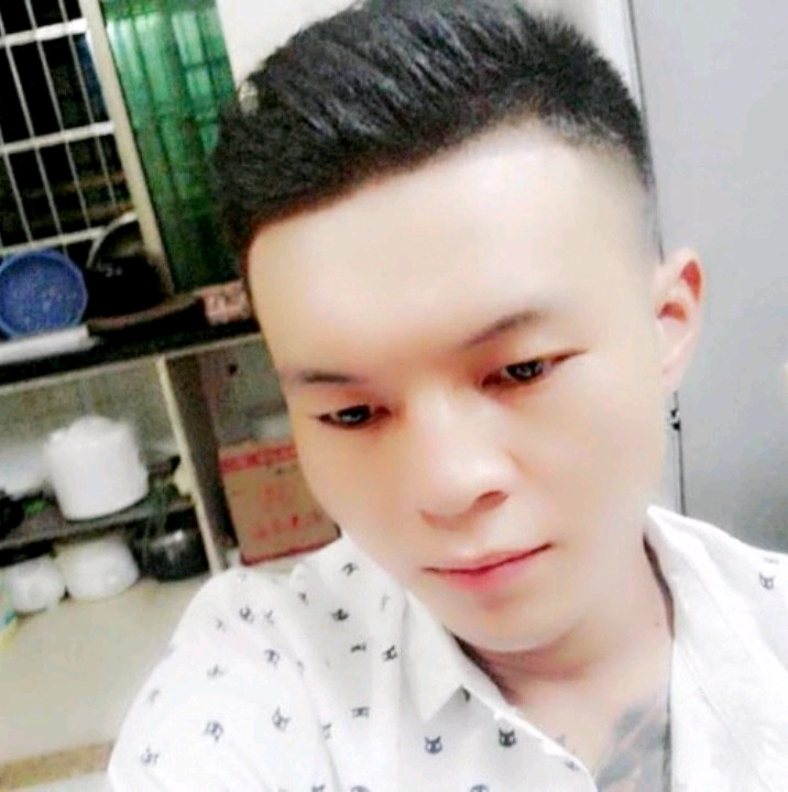 子龙的第一张照片--长春相亲服务中心