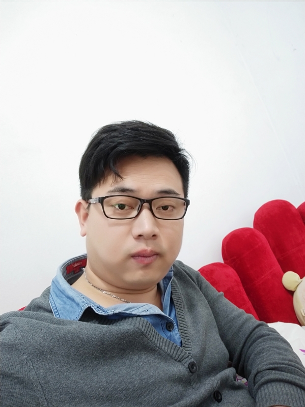 何必在亿的第一张照片--长春相亲服务中心