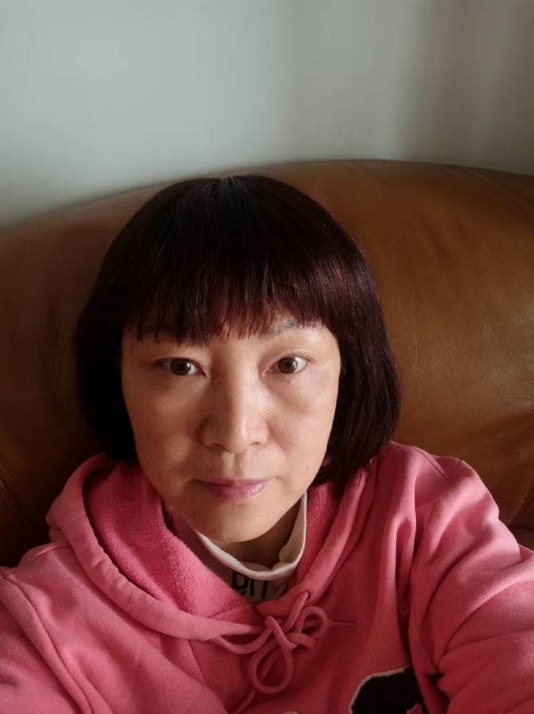 红玫瑰的第二张照片--长春相亲服务中心