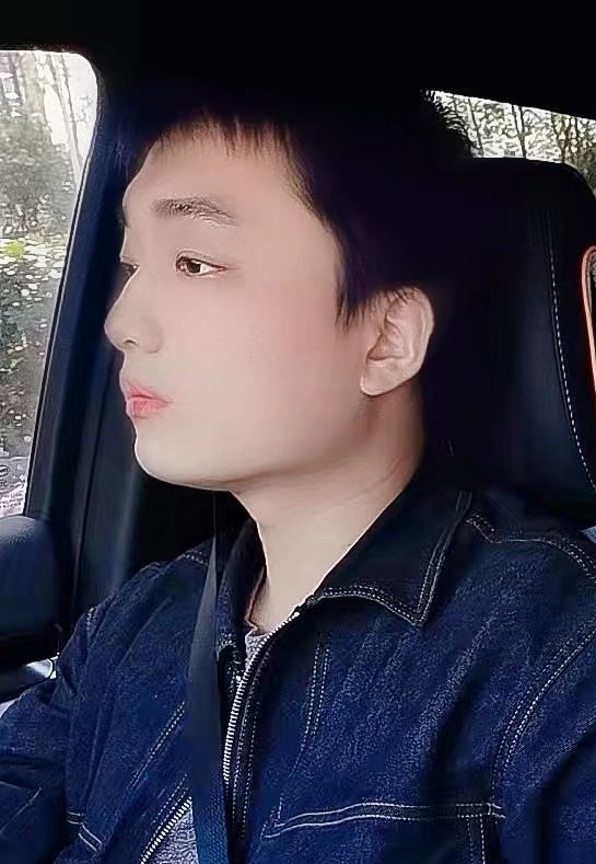 凉锦年的第一张照片--长春相亲服务中心