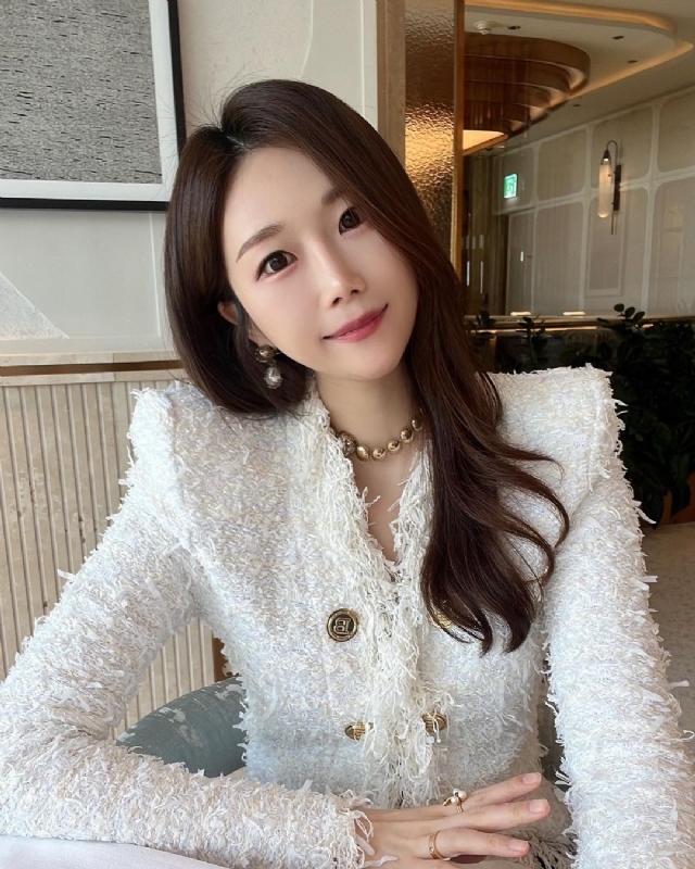 惠然的第一张照片--长春相亲服务中心