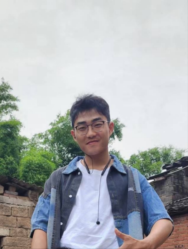 越努力越幸运的第一张照片--长春相亲服务中心