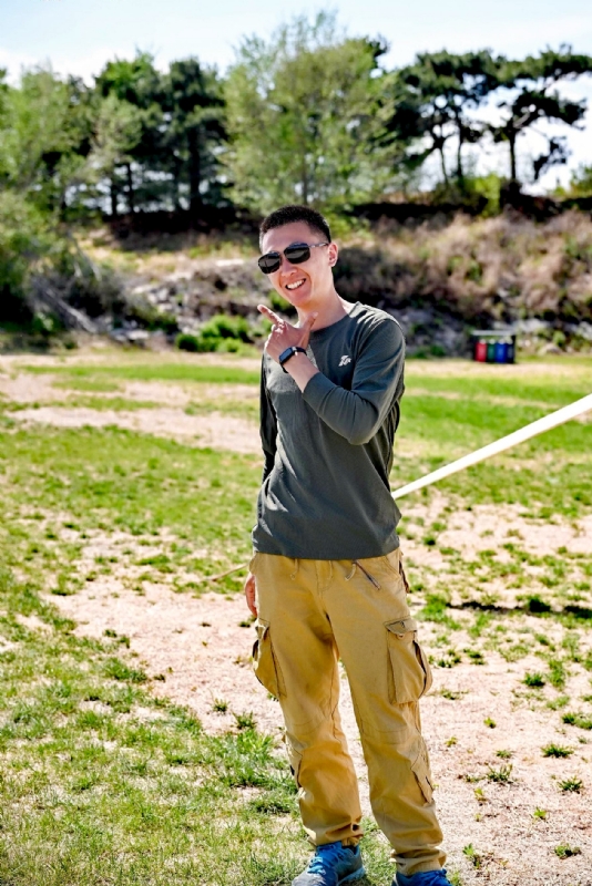 结婚的第一张照片--长春相亲服务中心