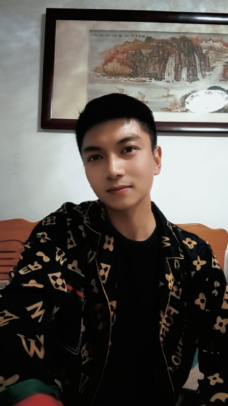 正直的火焰的第三张照片--长春相亲服务中心