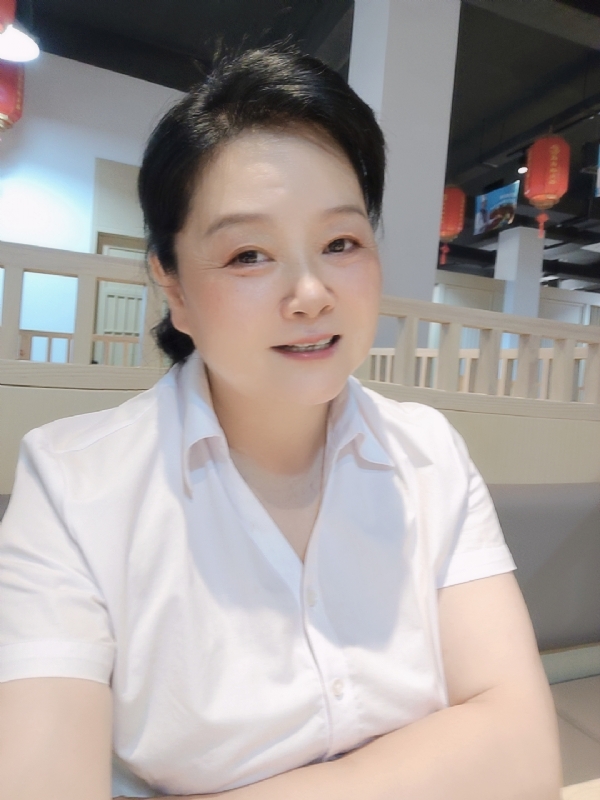 丁姐爱生活的第一张照片--长春相亲服务中心