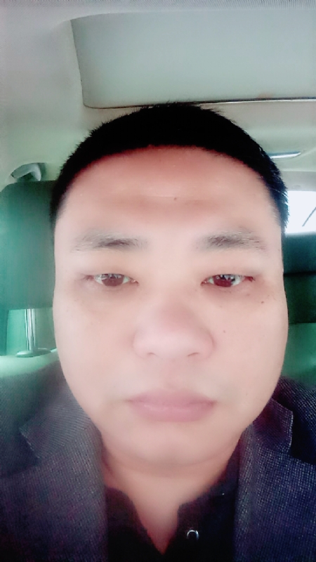 向日葵的第一张照片--长春相亲服务中心