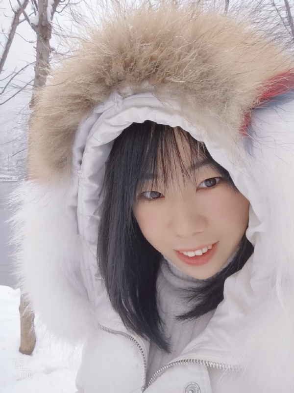 93年女会计的第一张照片--长春相亲服务中心