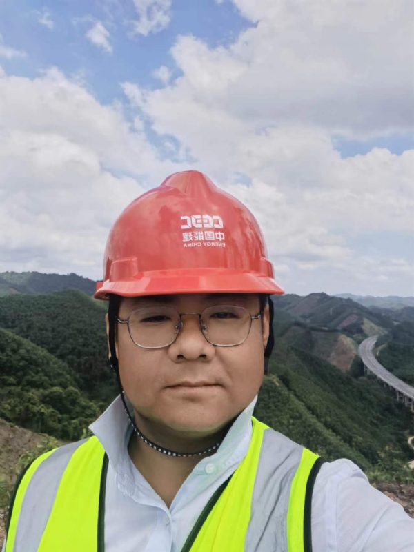 冰城小土匪的第一张照片--长春相亲服务中心