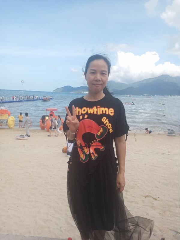 容容的第一张照片--长春相亲服务中心