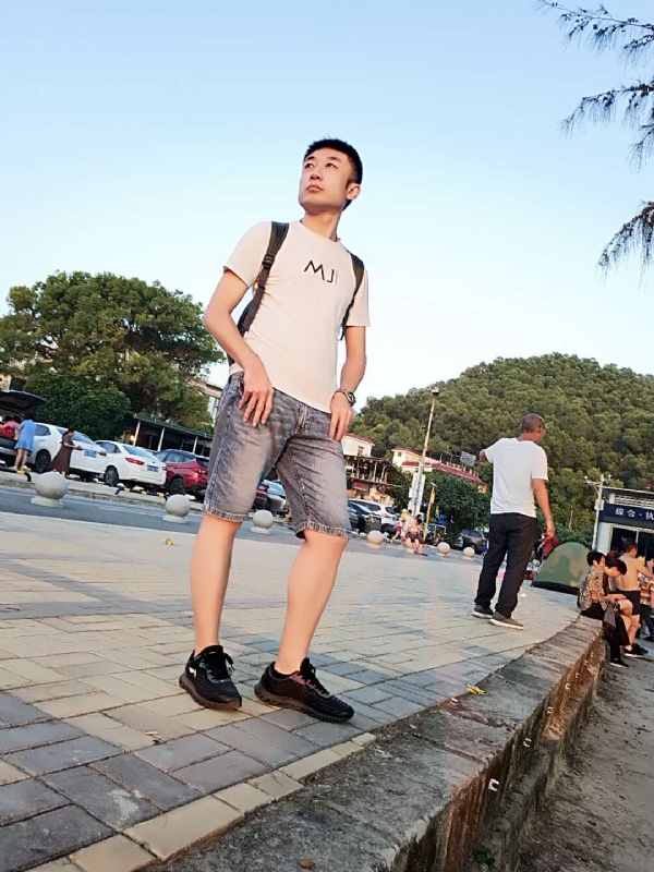 俊皓的第二张照片--长春相亲服务中心