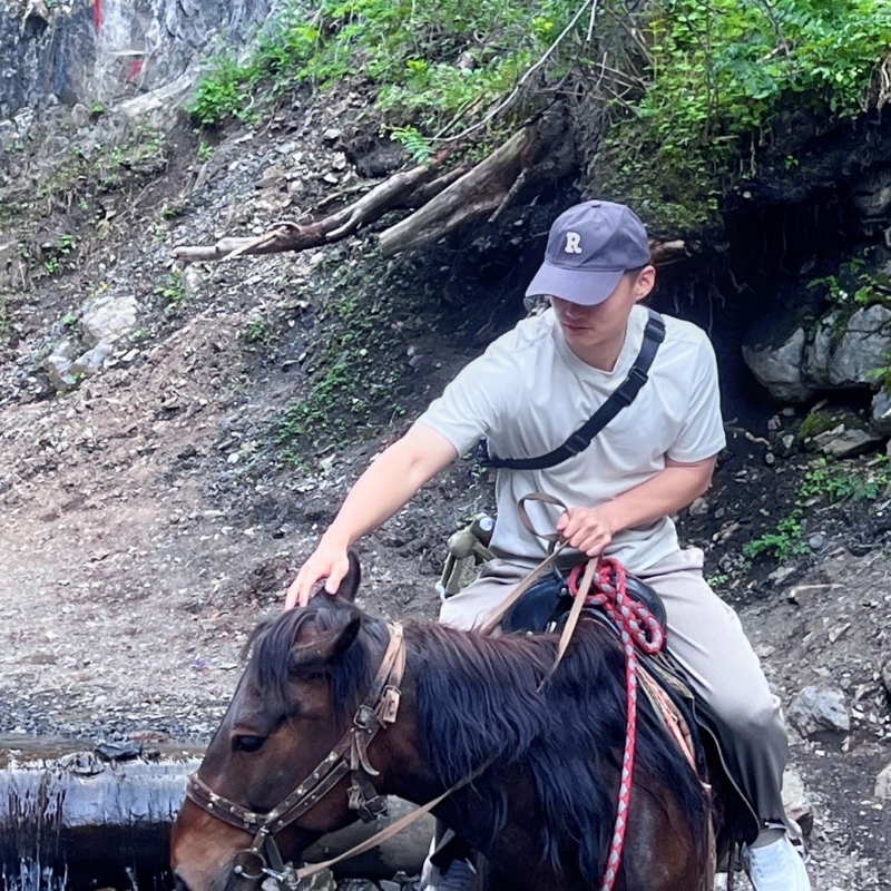 蓦然回首的第二张照片--长春相亲服务中心