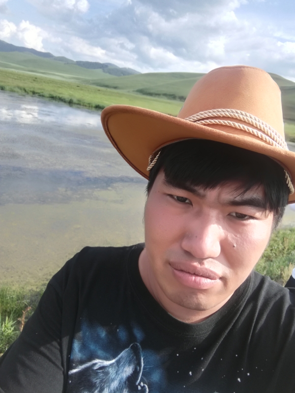 LOVE的誓言的第一张照片--长春相亲服务中心