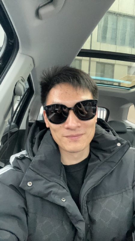 男孩的第一张照片--长春相亲服务中心