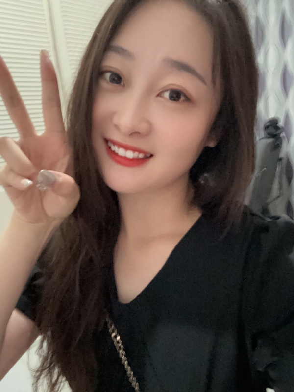 草莓的第一张照片--长春相亲服务中心