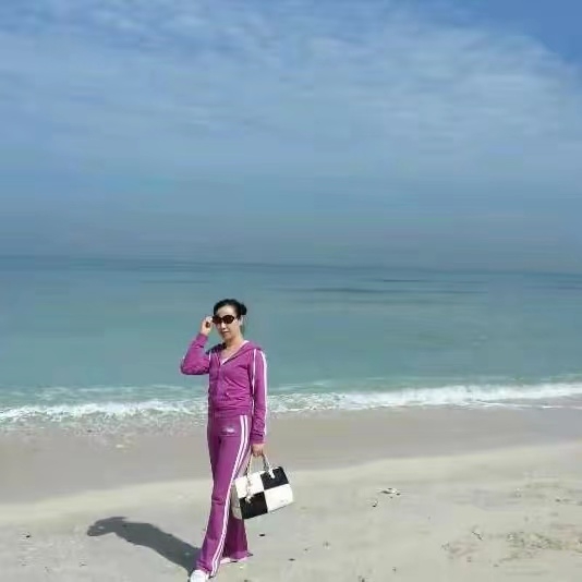 红红的第一张照片--长春相亲服务中心