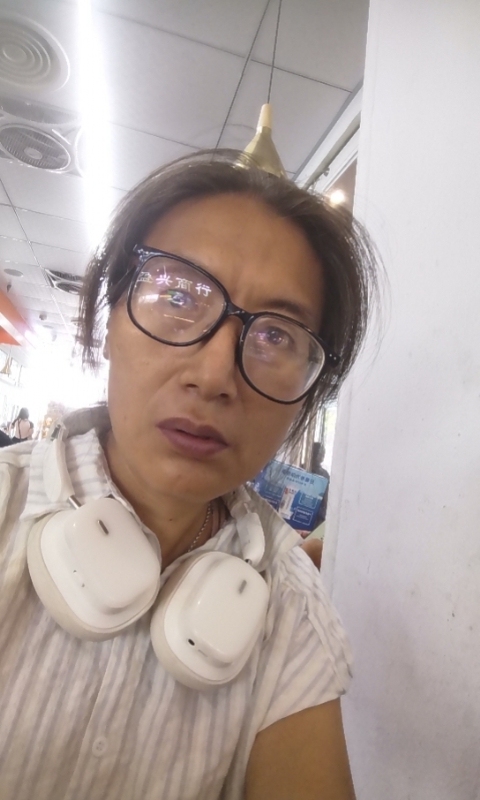 冬天的蔷薇的第三张照片--长春相亲服务中心