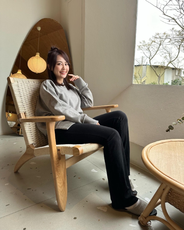 蓝色天空的第一张照片--长春相亲服务中心