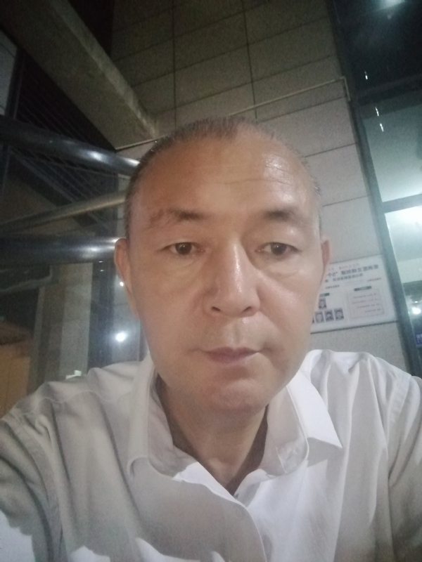 老李的第一张照片--长春相亲服务中心