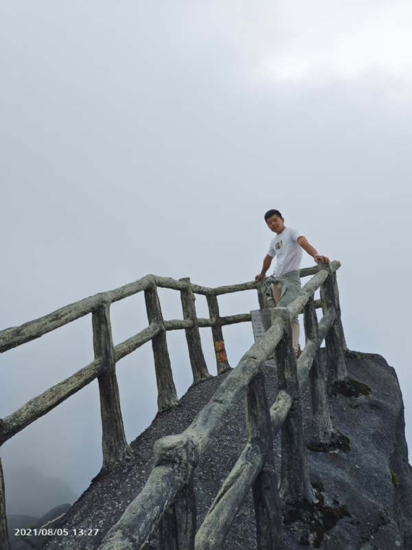 灰色轨迹的第一张照片--长春相亲服务中心