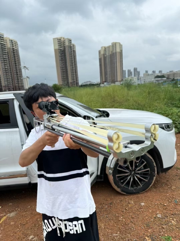 凌其飞的第一张照片--长春相亲服务中心