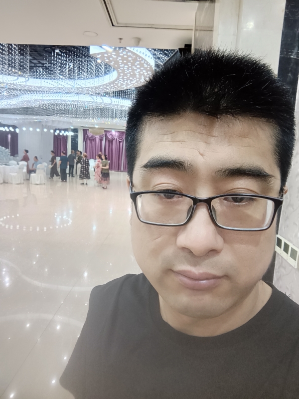 晴天的第三张照片--长春相亲服务中心