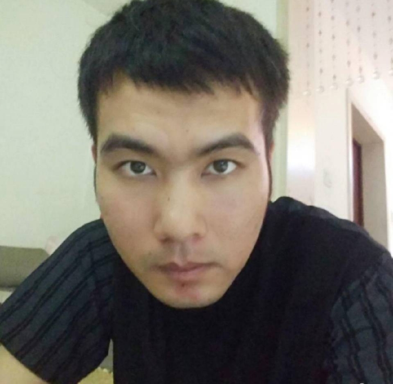 哭泣的小三的第二张照片--长春相亲服务中心