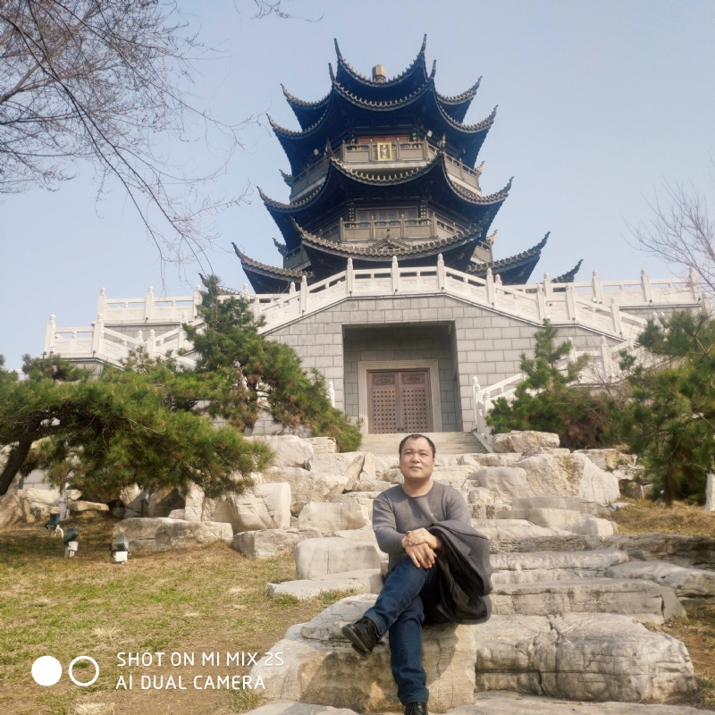 离群的羊的第一张照片--长春相亲服务中心