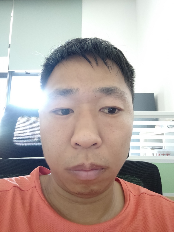 龚先生的第一张照片--长春相亲服务中心