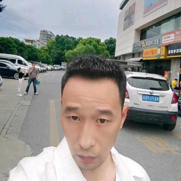 小林的第一张照片--长春相亲服务中心