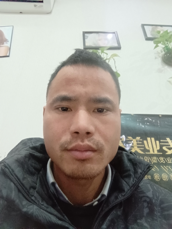 liuliyong的第一张照片--长春相亲服务中心